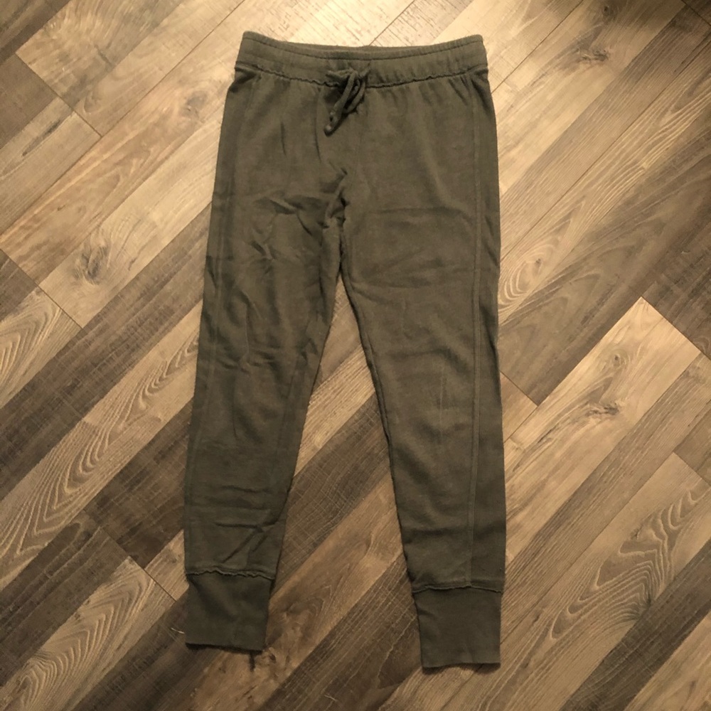 Women’s joggers